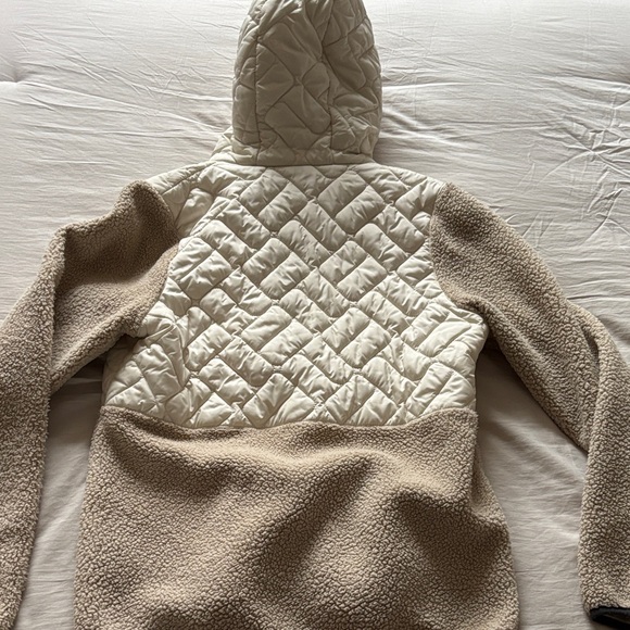 Columbia Quilted Fleece Hoodie in Cream and Tan - Picture 5 of 5